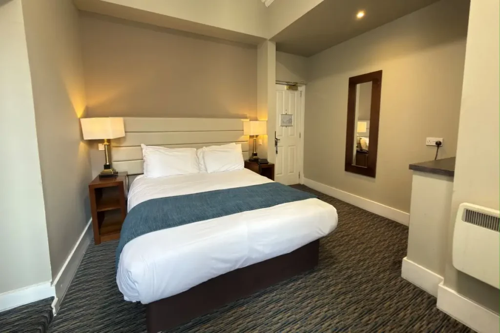 Double Room 2